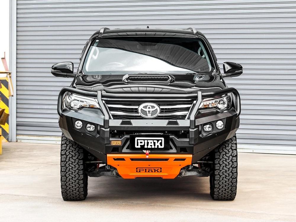 PIAK Elite Non Loop Bull Bar (Black Recovery Points & Orange Bash Plate) to suit Toyota Fortuner (8-2015 to 5-2018) - PKEBTYF15BZ